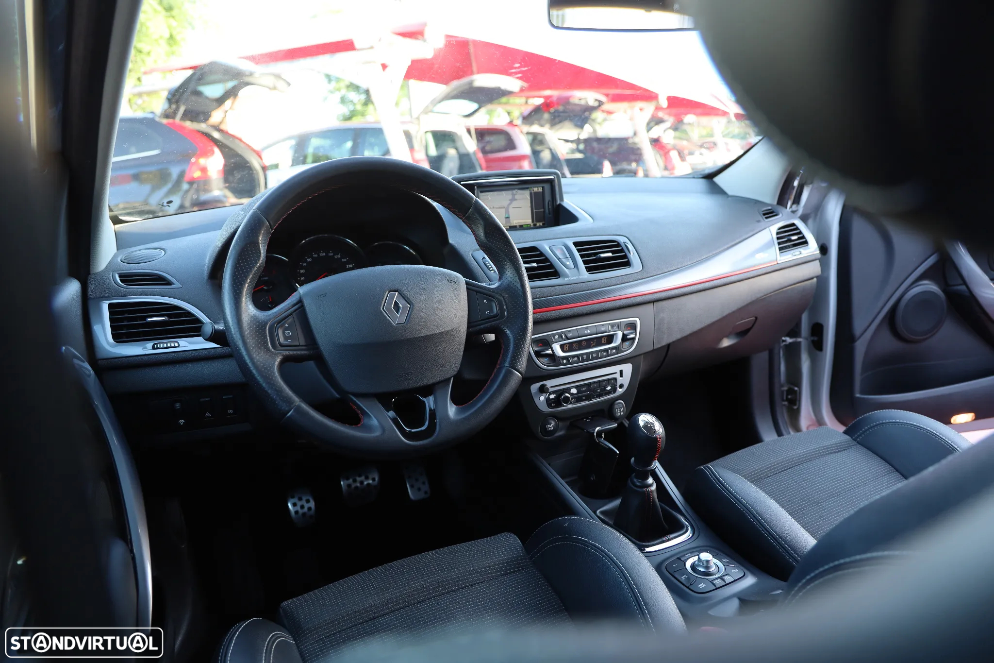 Renault Mégane Sport Tourer 1.6 dCi GT Line SS - 14
