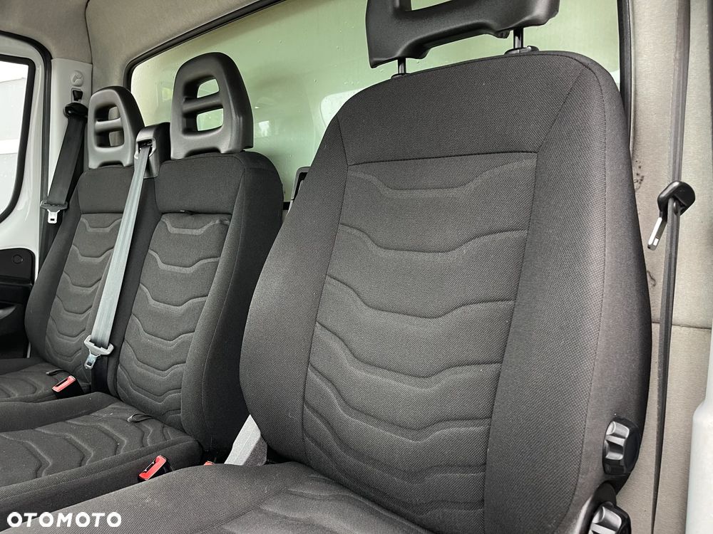 Iveco Daily Izoterma Winda - 19