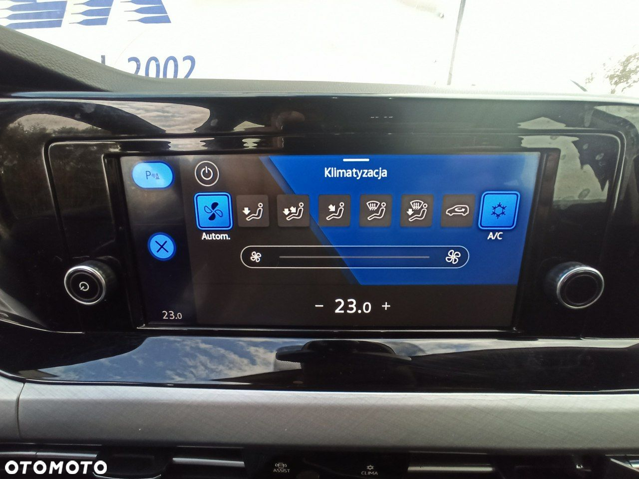 Volkswagen Golf - 18