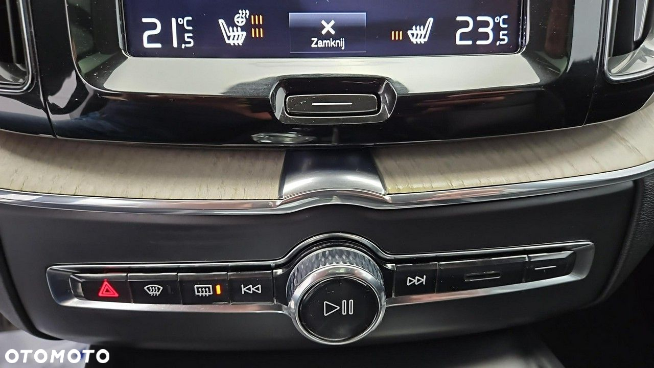 Volvo XC 60 - 19