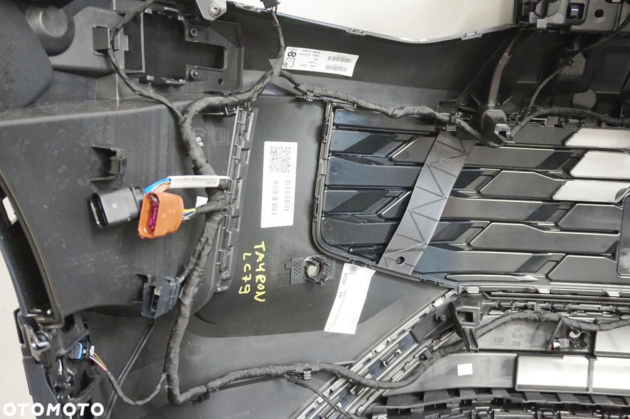 NOWY ORG ZDERZAK PRZEDNI 6xPDC VW TAYRON 2024- LAK.LC7Q - 15
