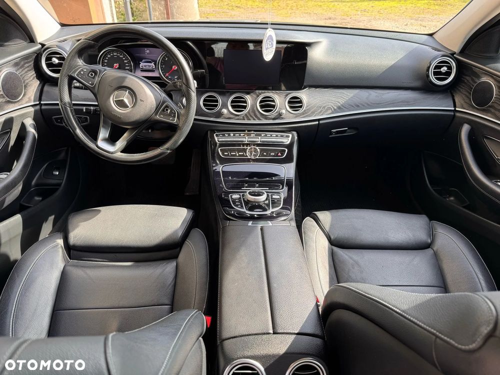 Mercedes-Benz Klasa E 220 d 9G-TRONIC Avantgarde - 7