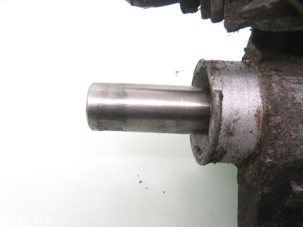 MAGLOWNICA SEAT TOLEDO I (1L) - 6