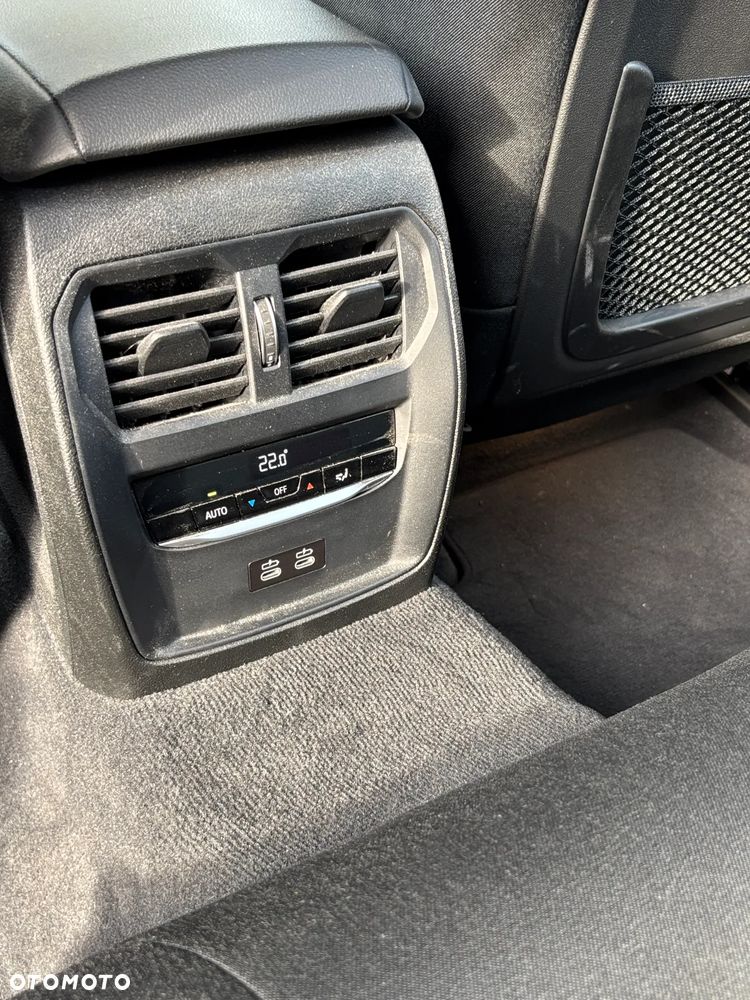 BMW Seria 3 320d Touring Advantage - 14