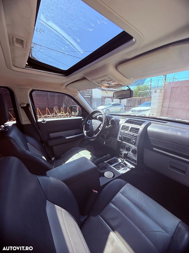 Dodge Nitro 2.8L CRD 4X4 SXT Aut - 7