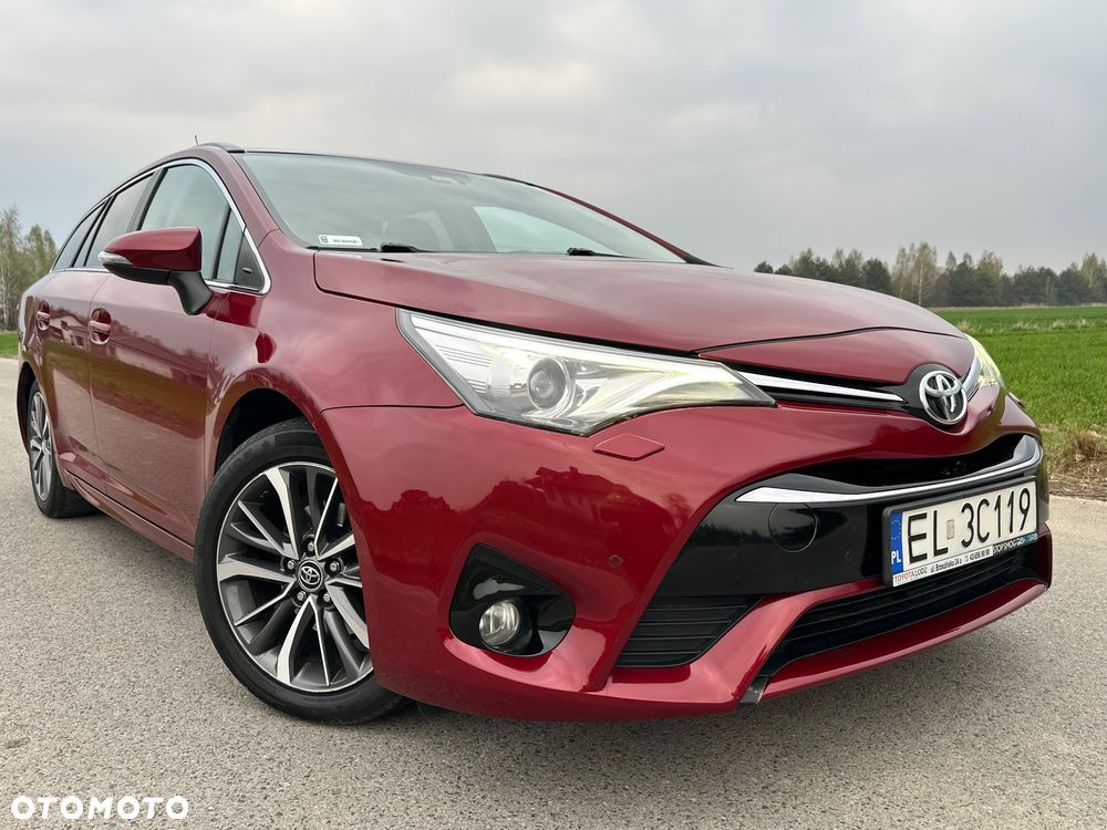 Toyota Avensis 2.0 Selection MS - 1