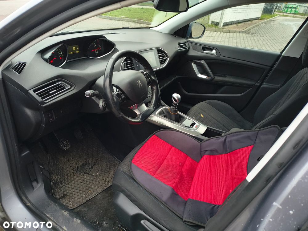 Peugeot 308 PureTech 130 GPF Stop & Start Active - 4