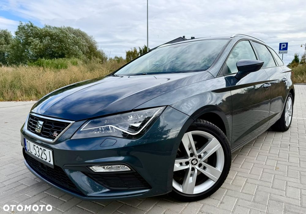 Seat Leon Sportstourer 1.5 eTSI FR DSG - 1