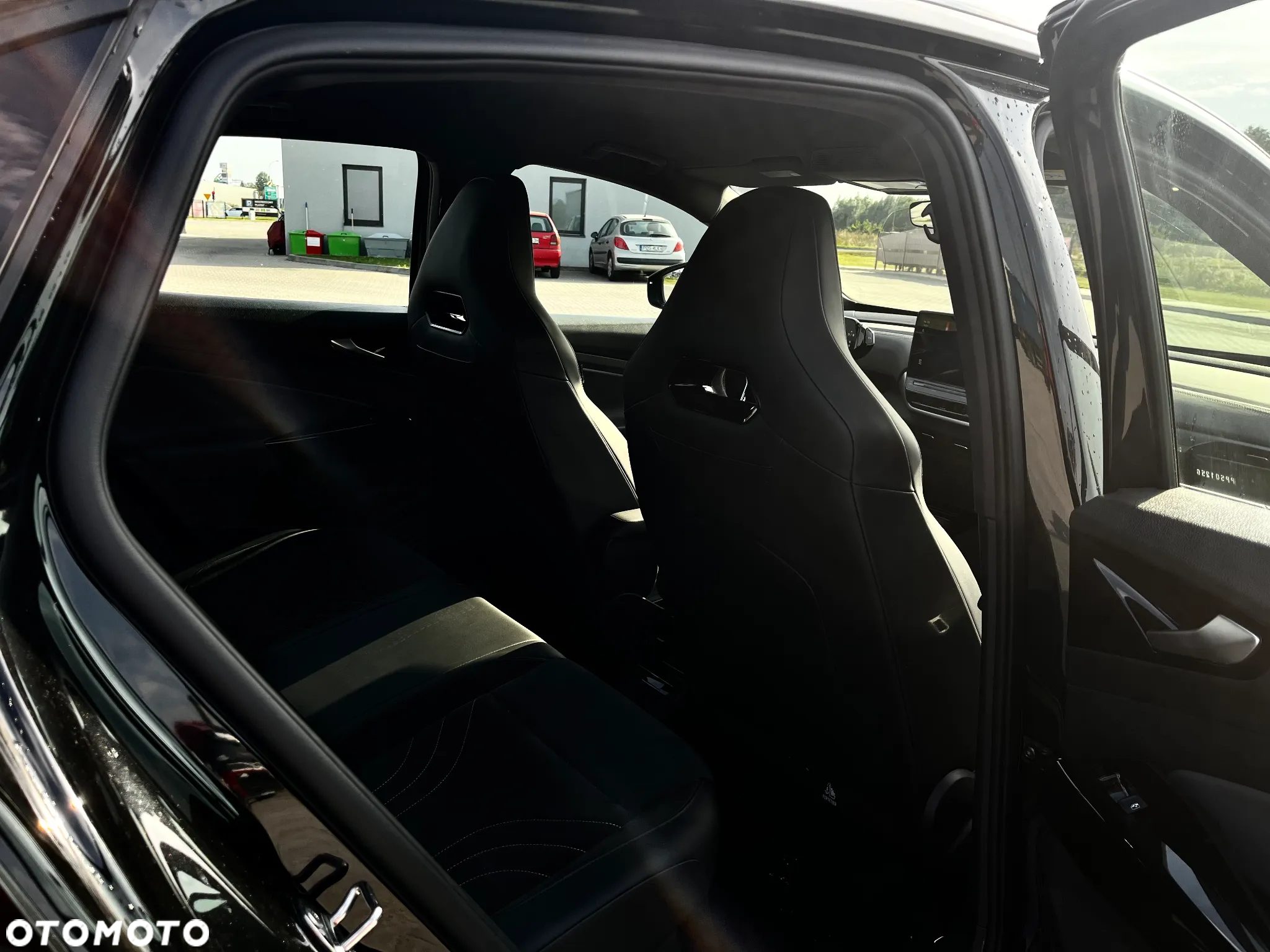 Volkswagen ID.5 77kWh Pro - 12