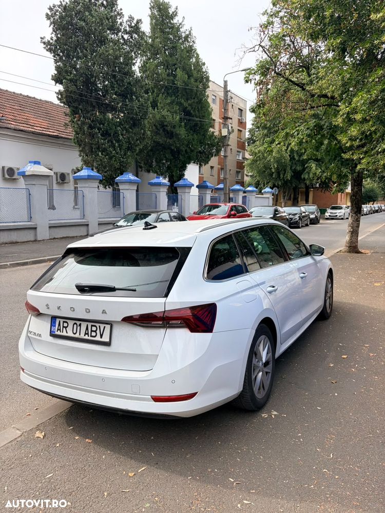 Skoda Octavia 2.0 TDI DSG Style - 5