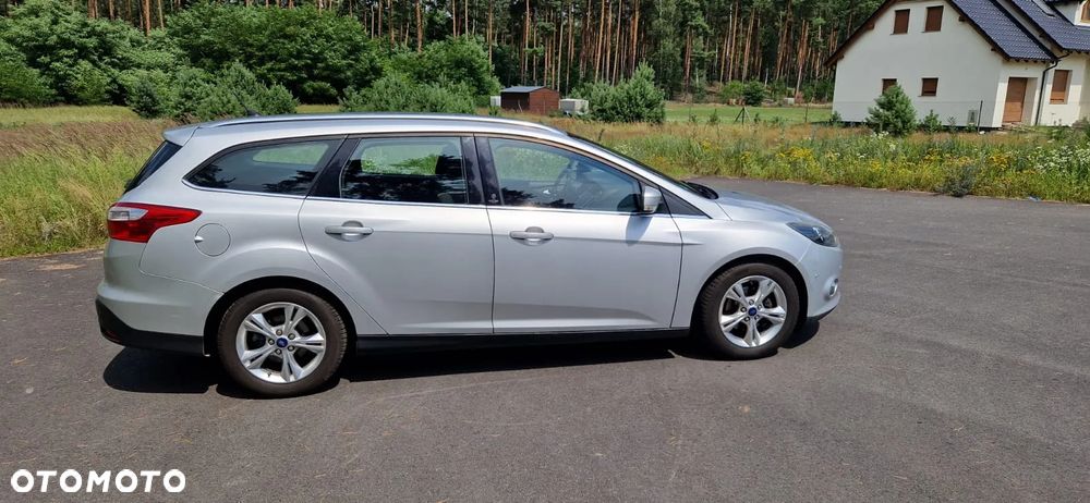 Ford Focus Turnier 1.0 EcoBoost Start-Stopp-System Champions Edition - 6