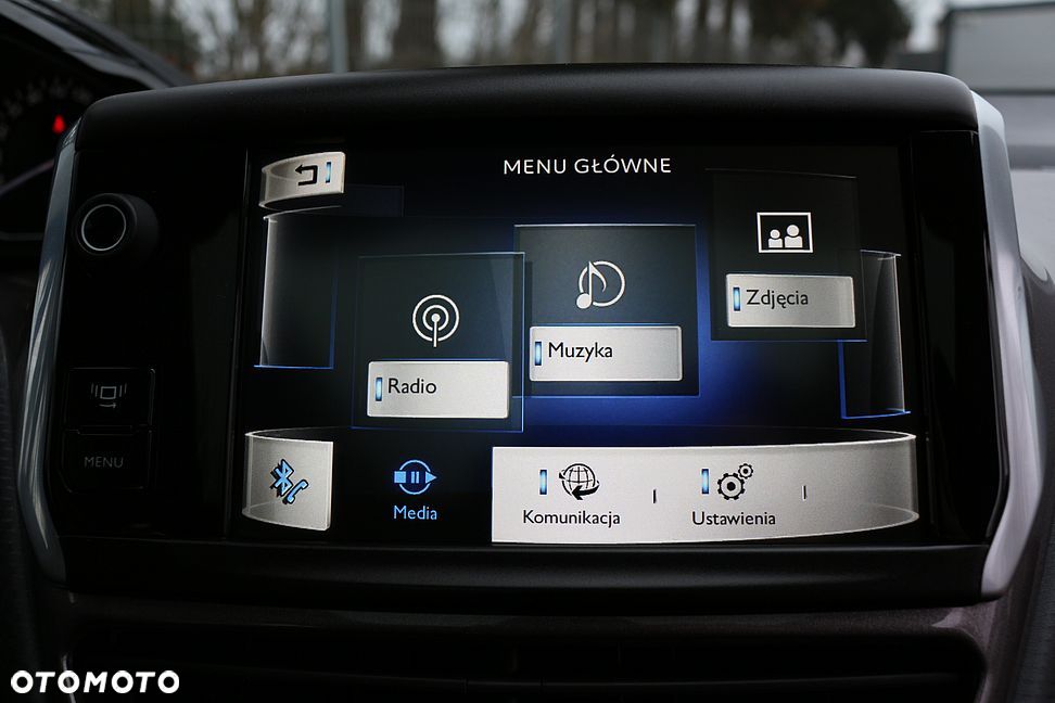 Peugeot 2008 1.6 VTi Active - 21
