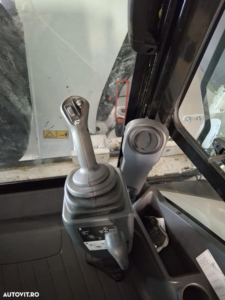 Caterpillar 432F2 - 7