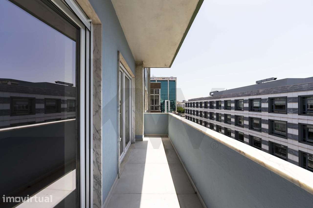 Apartamento T4 em Alvalade - Rua Visconde de Seabra - Grande imagem: 4/35
