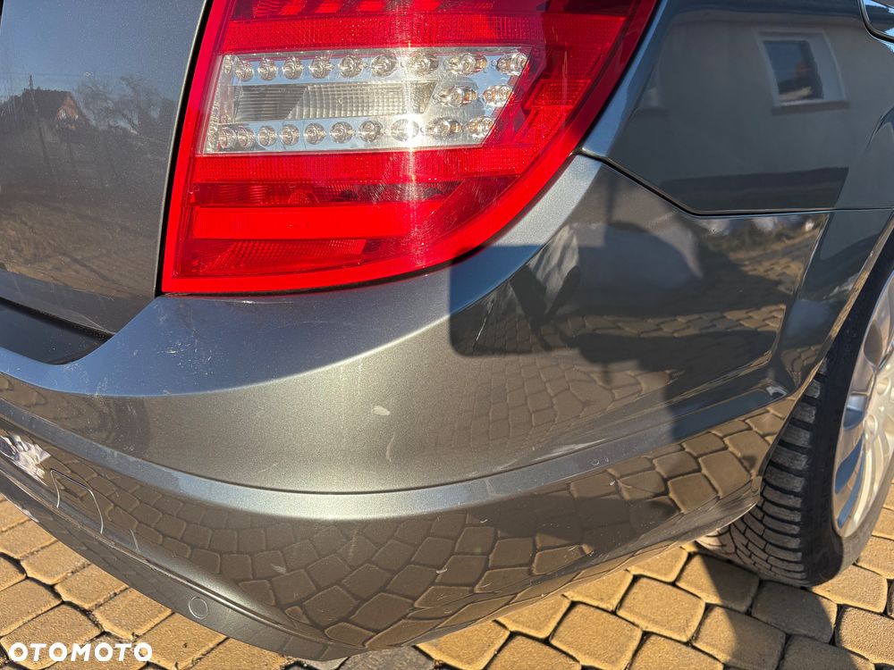 Mercedes-Benz Klasa C 220 CDI DPF Automatik BlueEFFICIENCY Avantgarde - 18