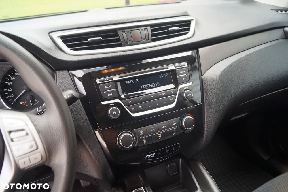 Nissan Qashqai - 24