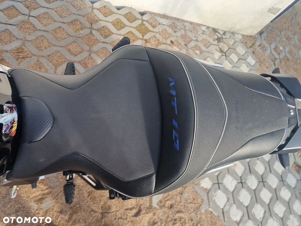 Yamaha MT - 12