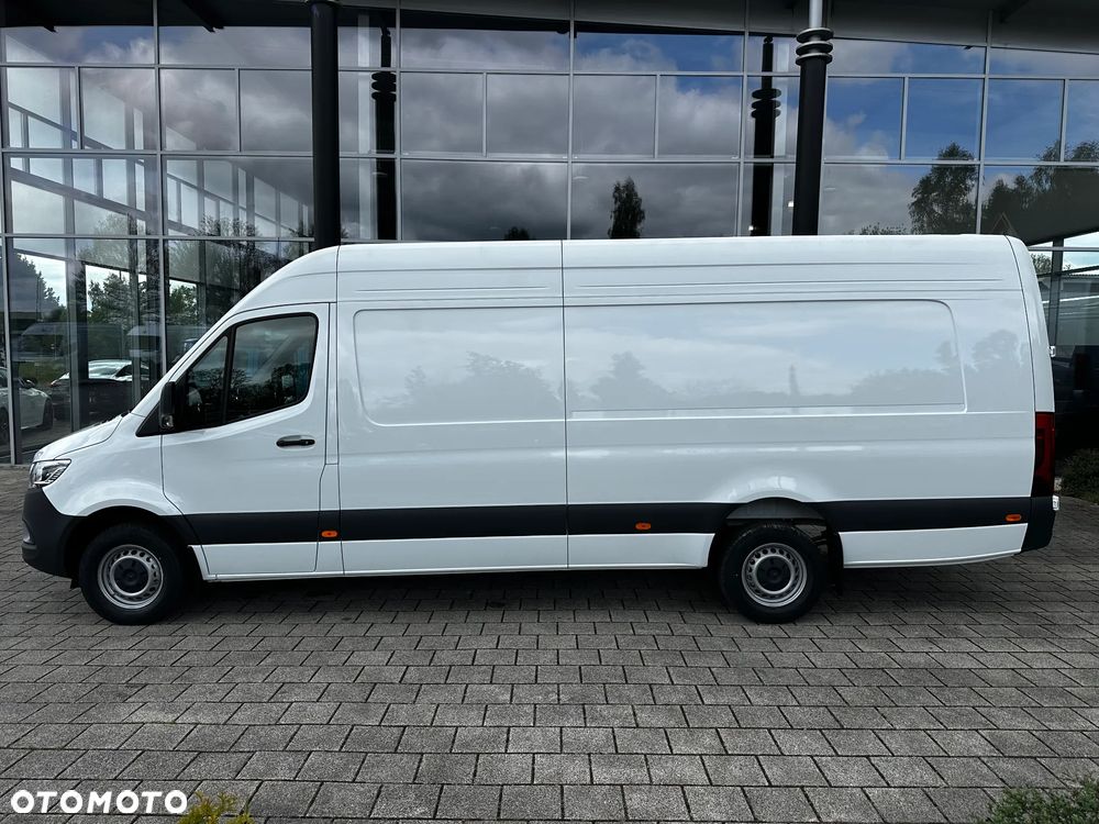 Mercedes-Benz Sprinter - 10