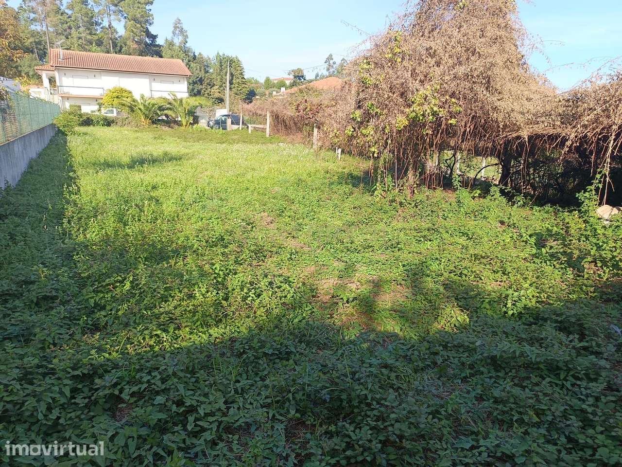 Terreno para construção  com possibilidade de 2 moradias unifamiliares - Grande imagem: 3/11