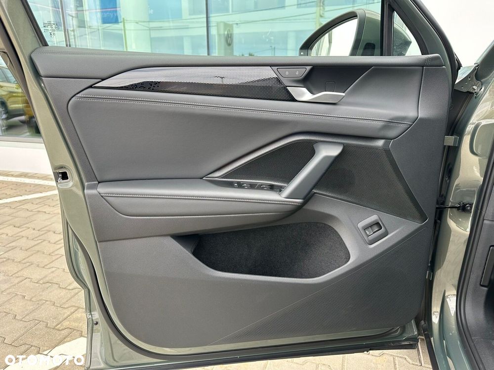 Volkswagen Tiguan - 11