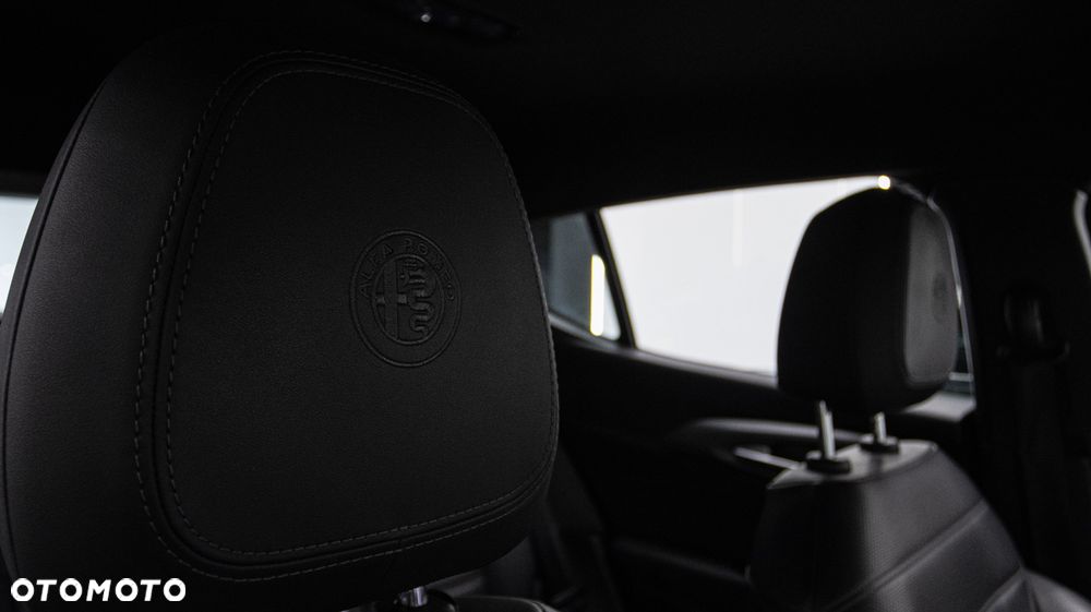 Alfa Romeo Tonale 1.5 T4 GSE mHEV TI DCT - 20