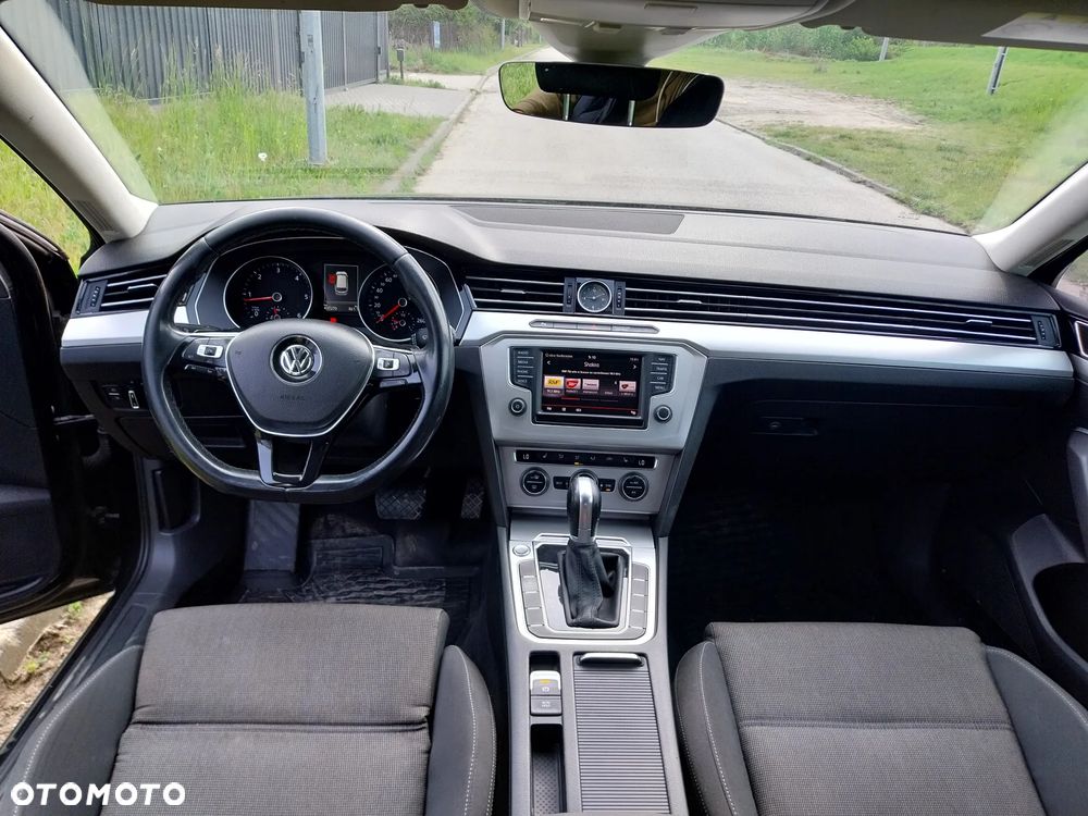 Volkswagen Passat 2.0 TDI SCR Comfortline DSG - 11
