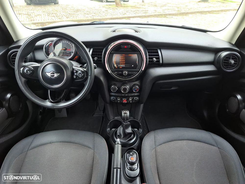 MINI 5 Portas One D - 20