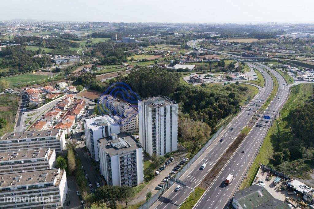 Apartamento T2 no Condomínio Via Maia – Conforto, Segurança e Qualidad - Grande imagem: 3/37
