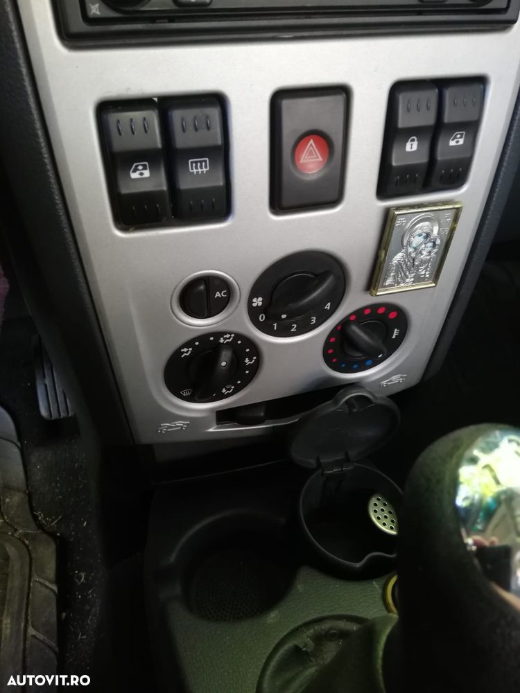 Dacia Logan 1.4 MPI Laureate - 6