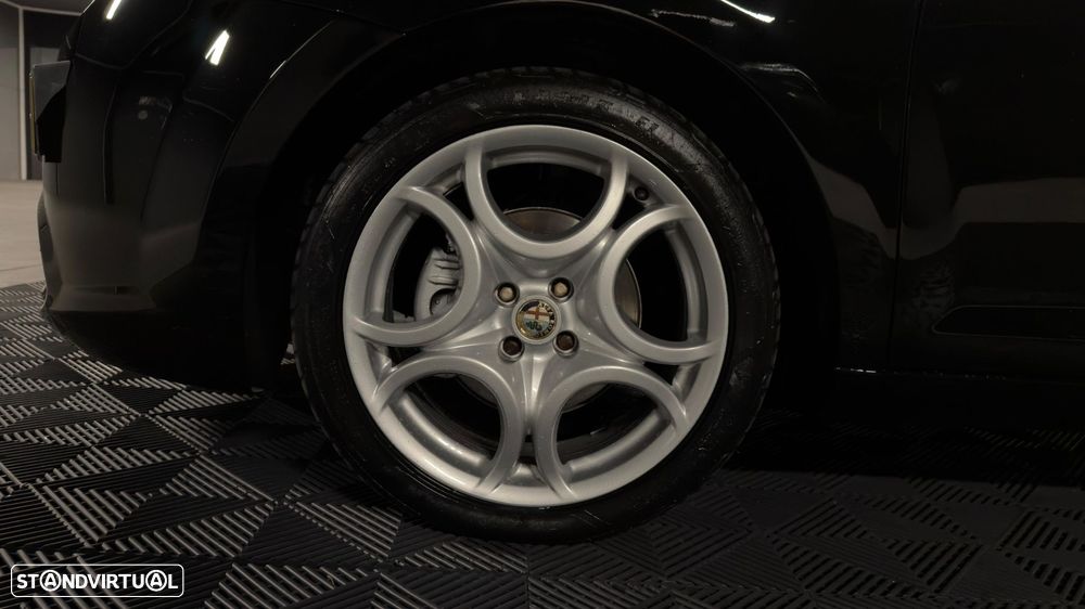 Alfa Romeo MiTo 1.3 JTD Distinctive - 5