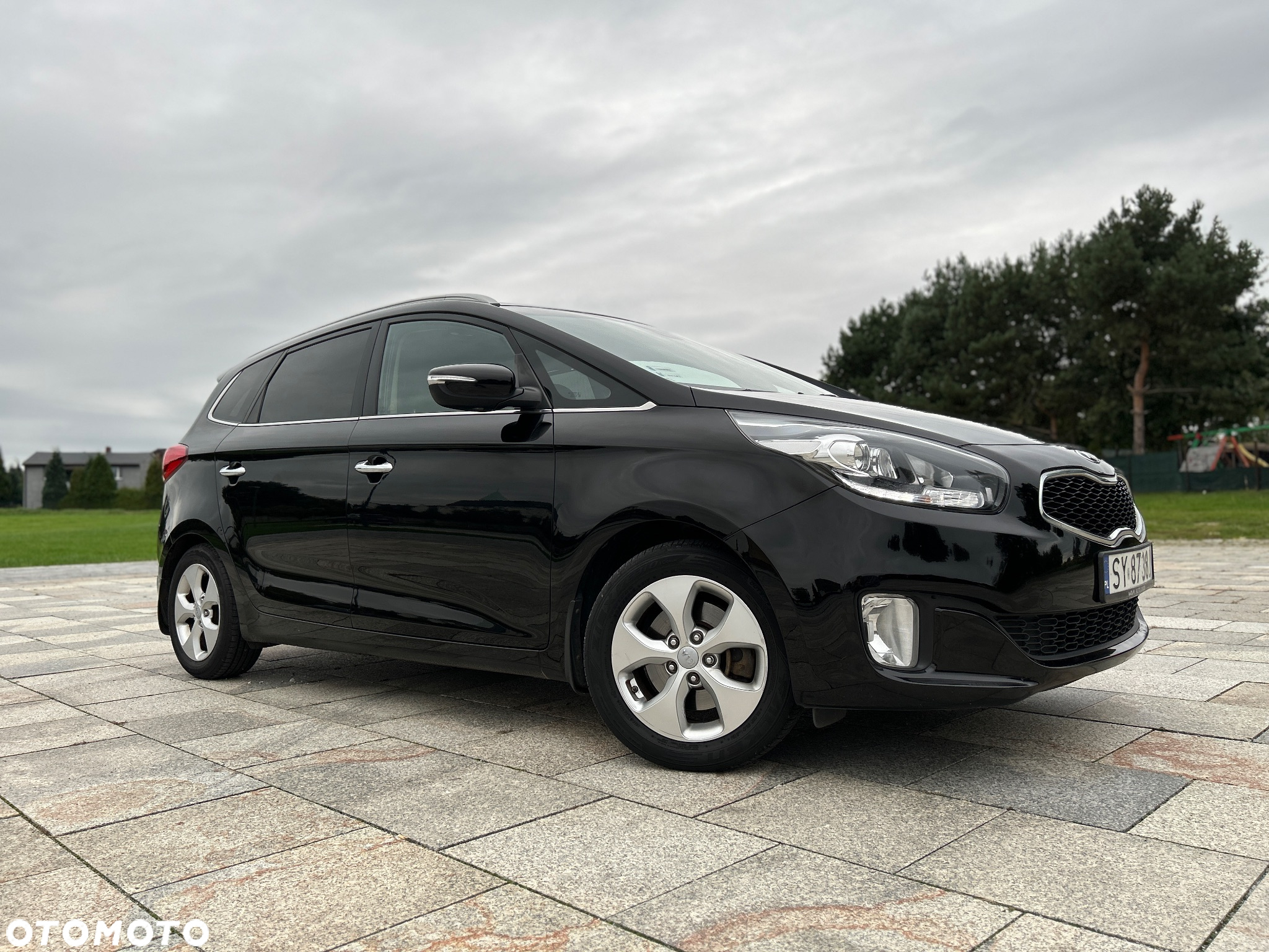 Kia Carens 1.7 CRDi Business Line - 12
