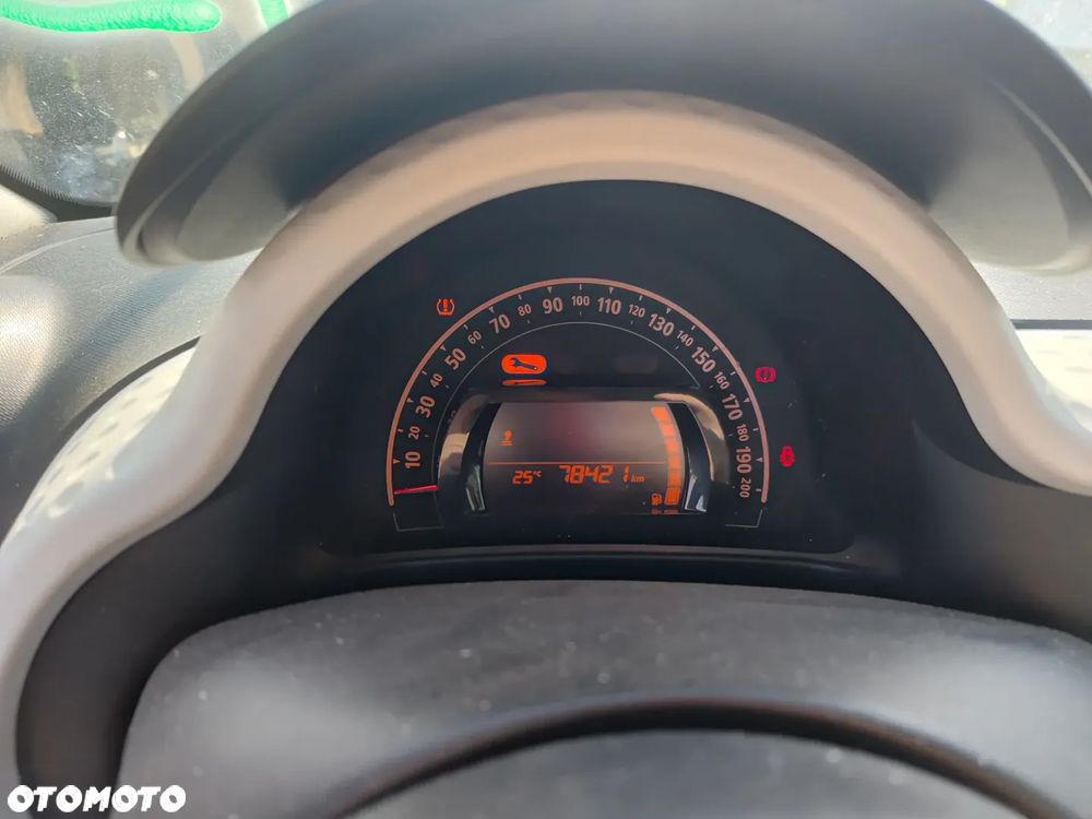 Renault Twingo SCe 70 Experience - 21