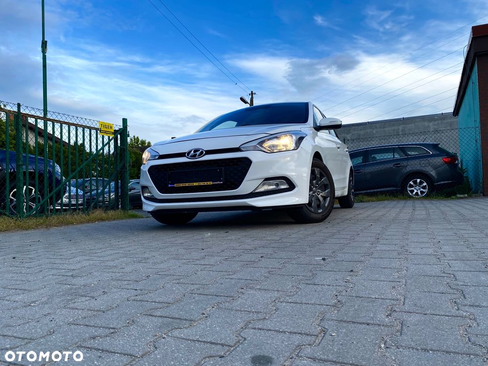 Hyundai i20 - 23