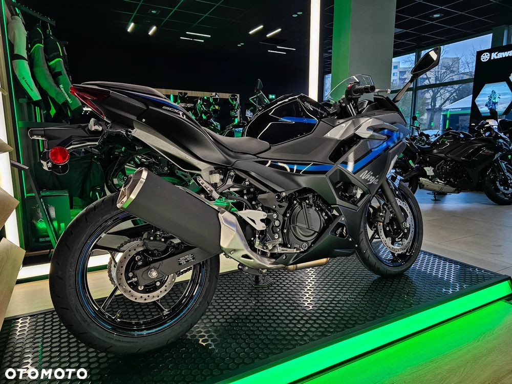 Kawasaki Ninja - 7