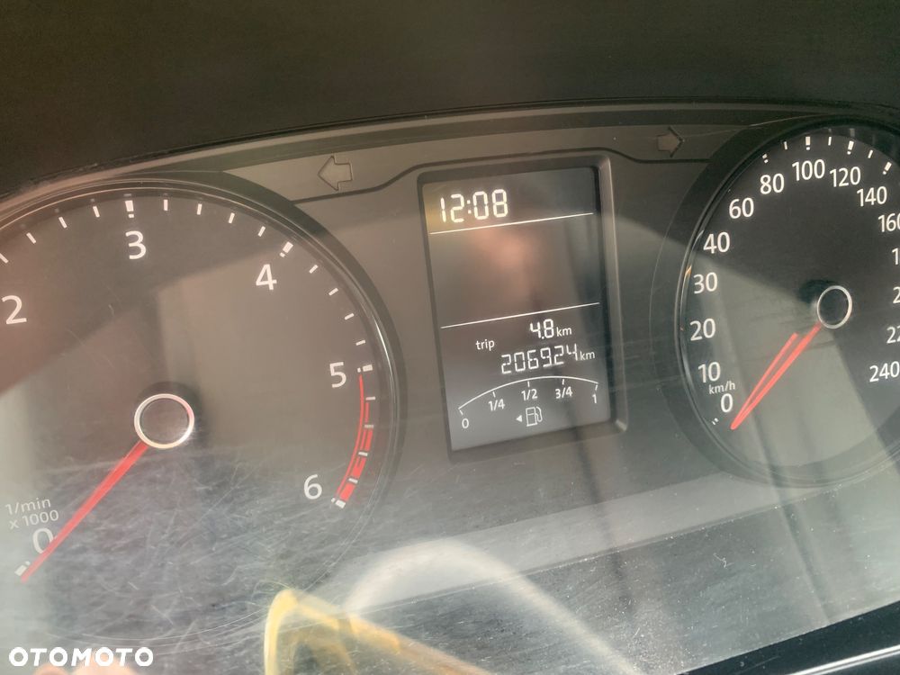 Volkswagen Multivan 2.0 TDI L2 Comfortline - 3