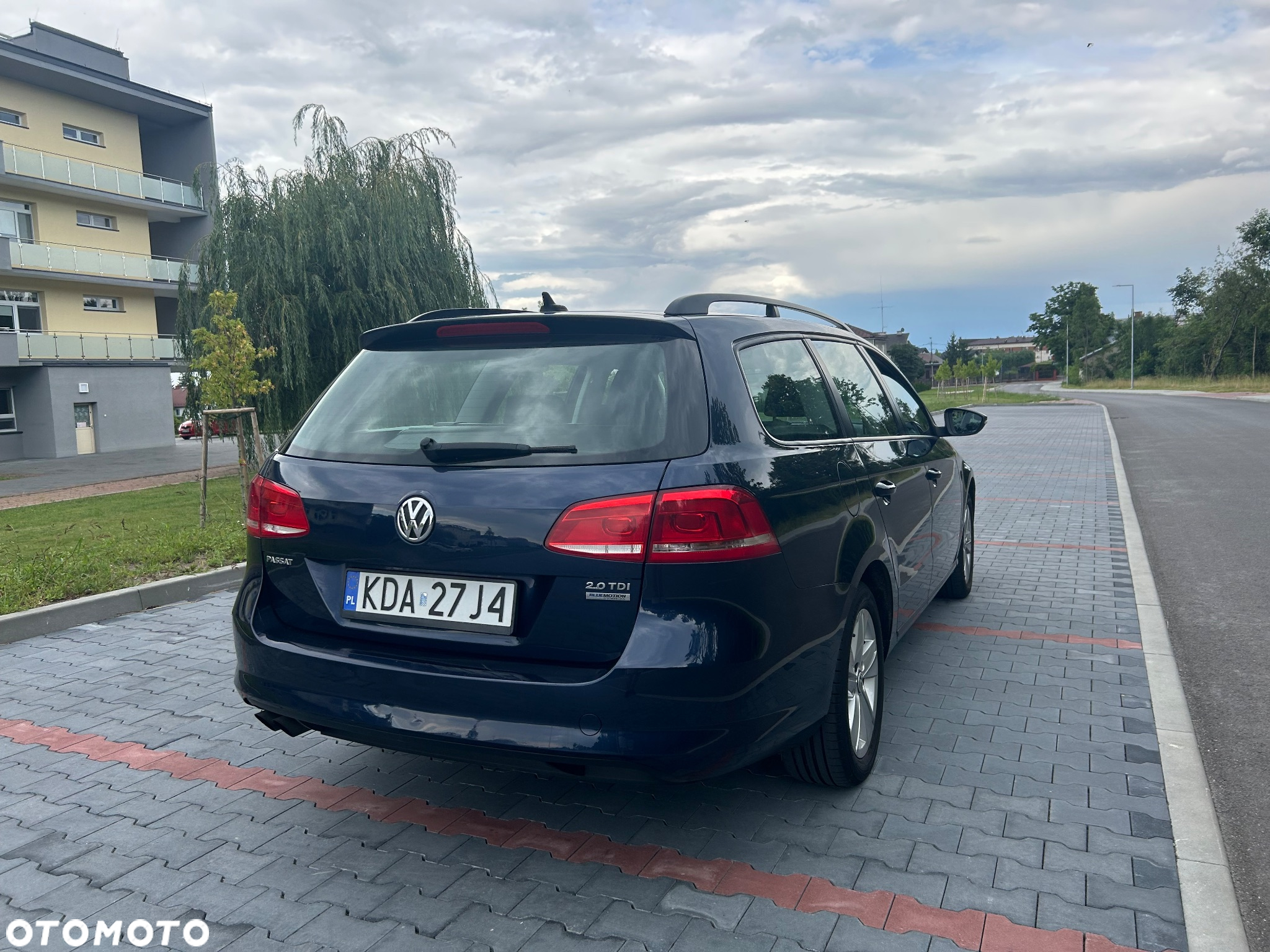 Volkswagen Passat - 9