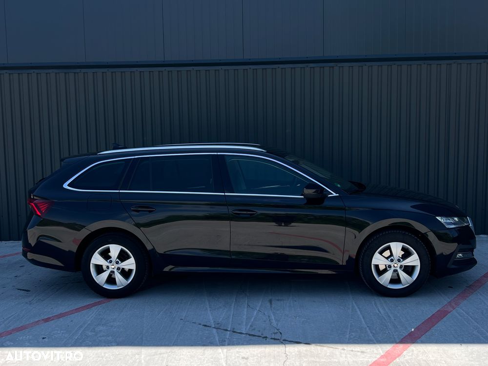 Skoda Octavia 2.0 TDI STYLE DSG - 3