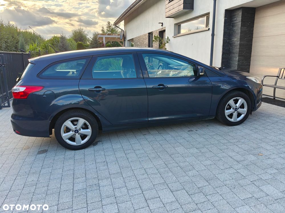 Ford Focus 1.6 Ambiente - 15