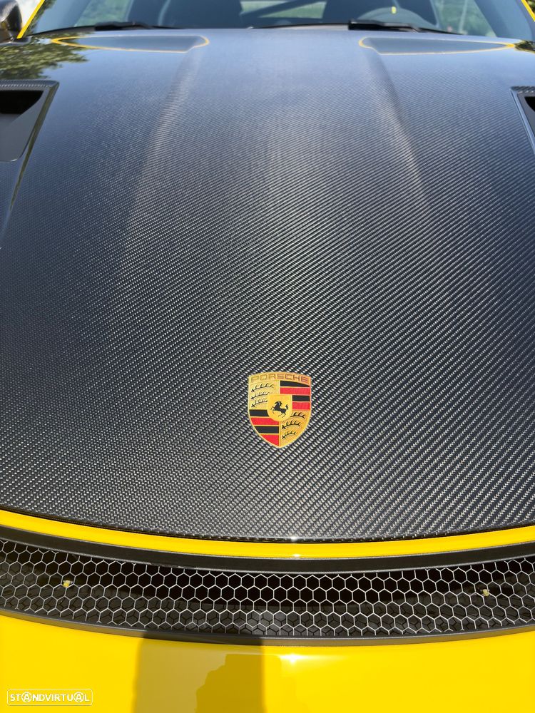 Porsche 718 Cayman GT4 RS - 13