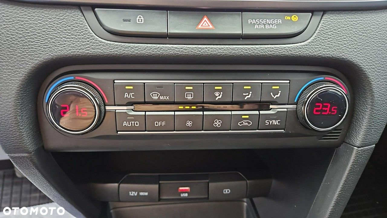 Kia Ceed 1.5 T-GDI M - 19