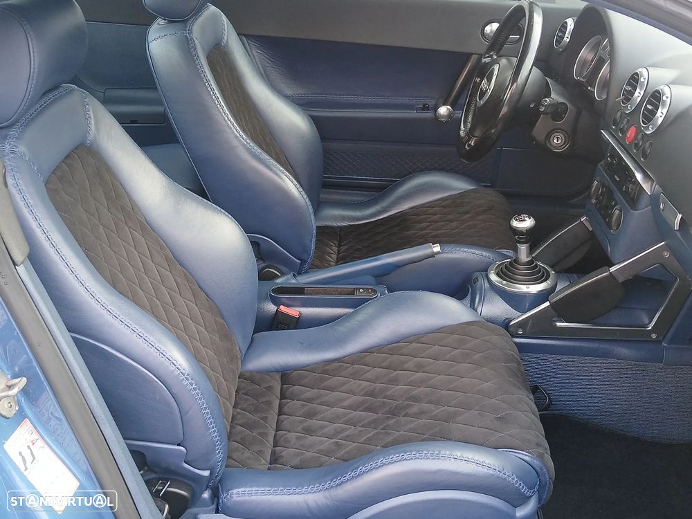 Audi TT Coupé 1.8 T quattro - 15