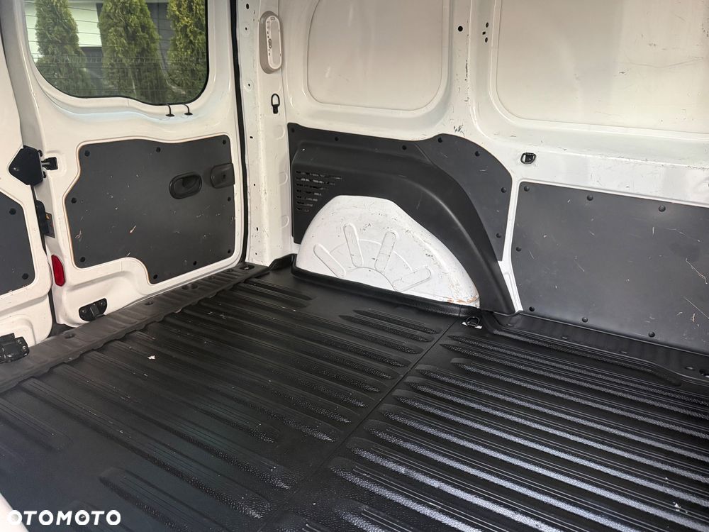 Renault Kangoo - 12