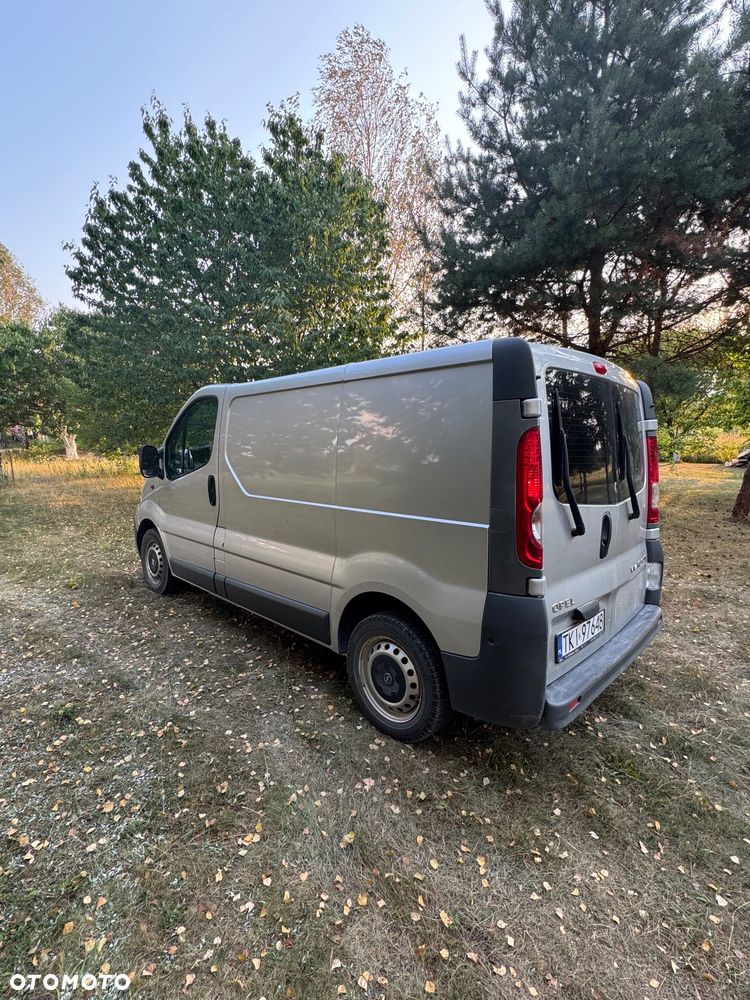 Opel Vivaro - 6
