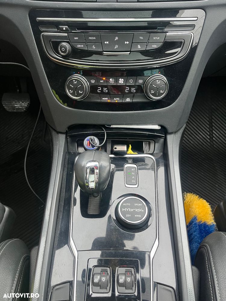 Peugeot 508 RXH Hybrid4 - 19