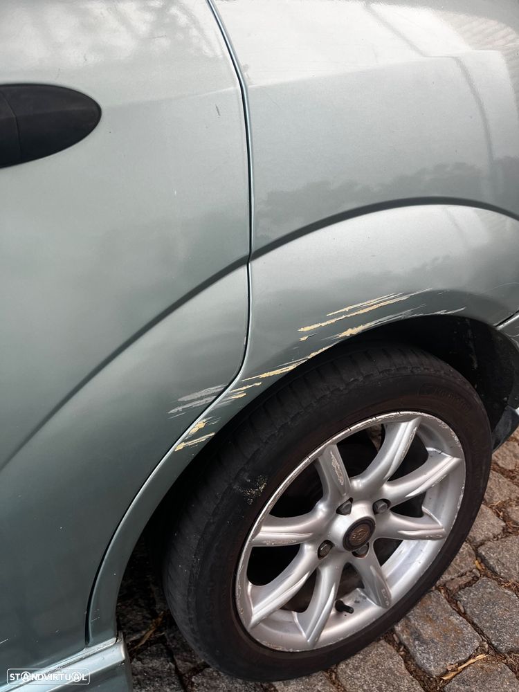 Ford Focus 1.4 Ambiente - 6