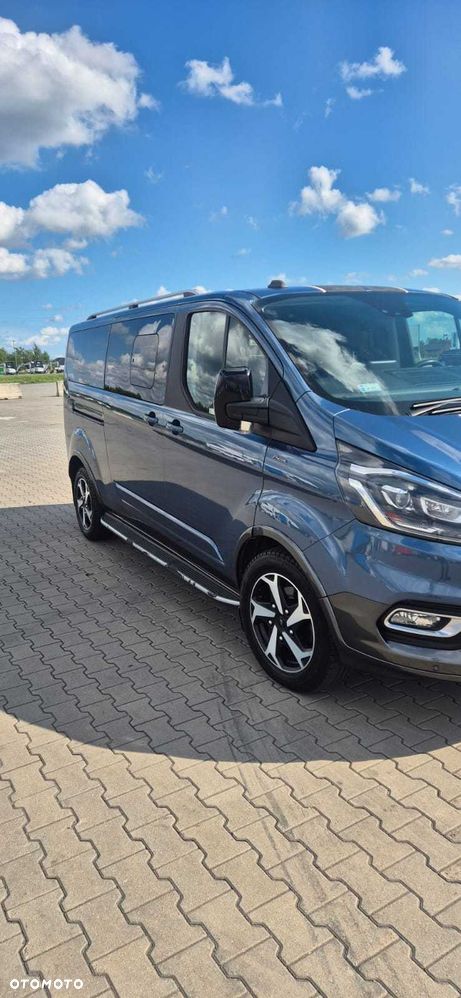 Ford E-Tourneo Custom - 4