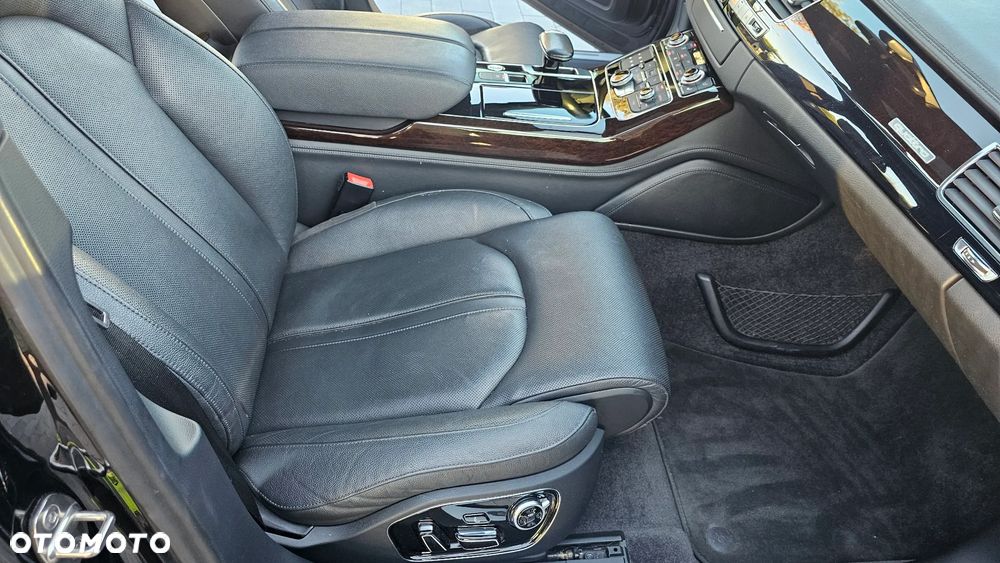 Audi A8 - 16