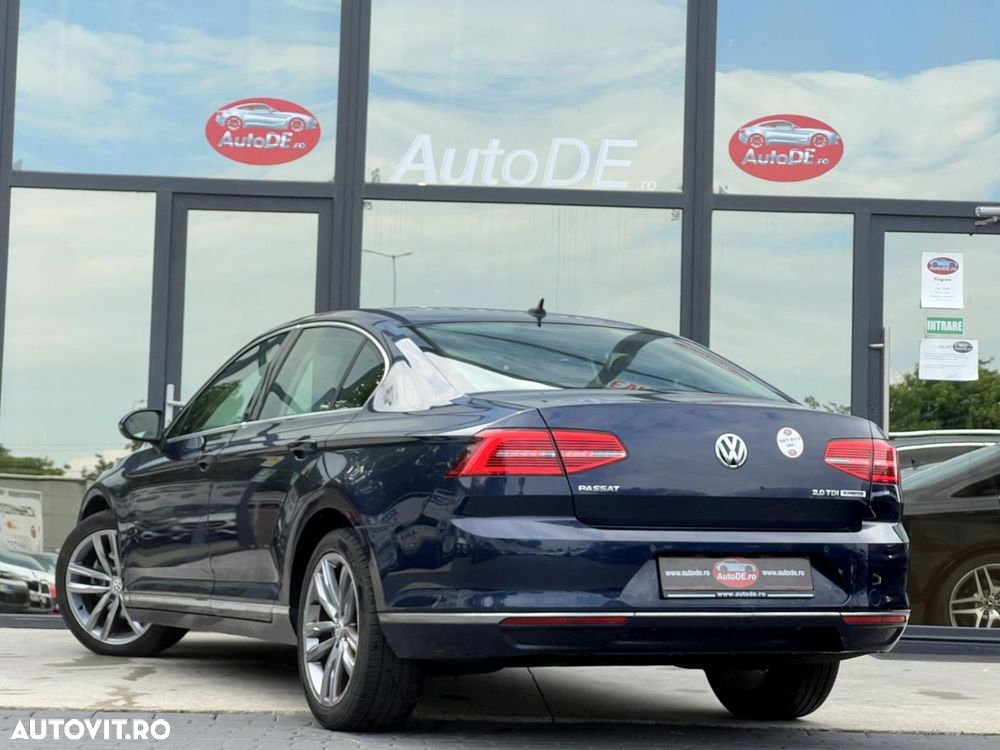 Volkswagen Passat - 4