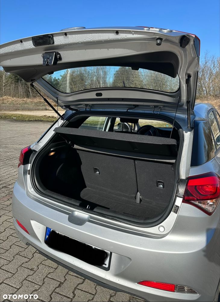 Hyundai i20 1.2 Comfort - 9