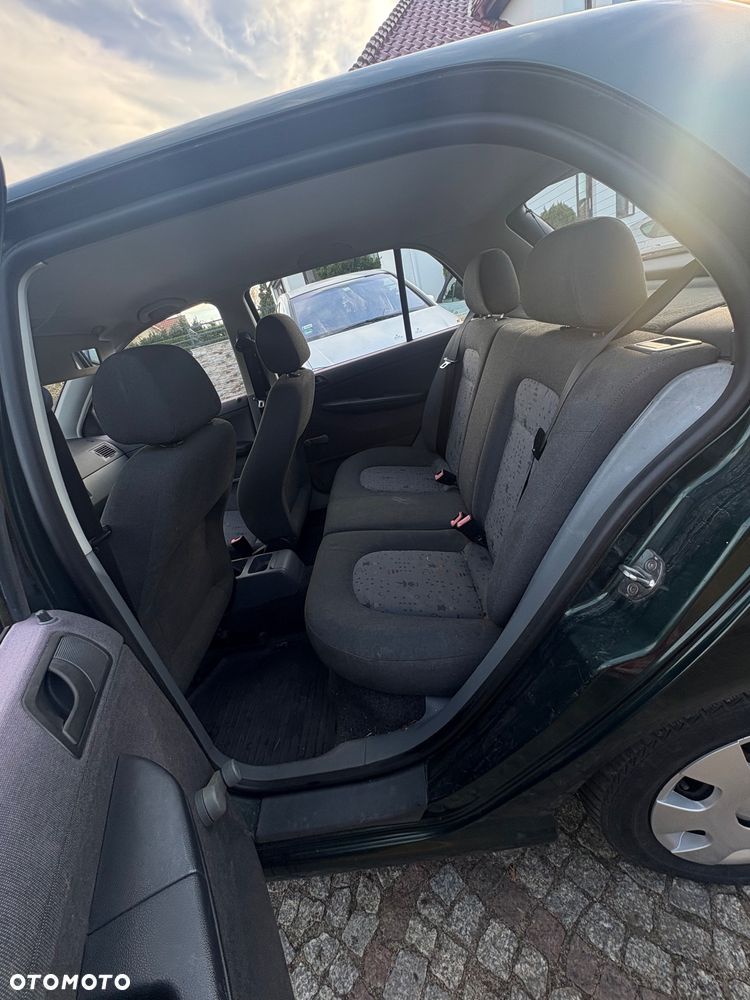 Skoda Fabia 1.2 HTP Basis - 18